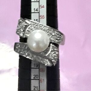Sterling silver White CZ cultured pearl ring  sz8